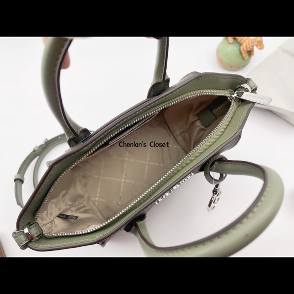 🌲🎁NeW! Michael Kors Avril Small Set - Picture 5 of 9